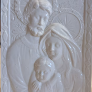 FREE STANDING CERAMIC SAGRA FAMILJA 13X19CM 081008